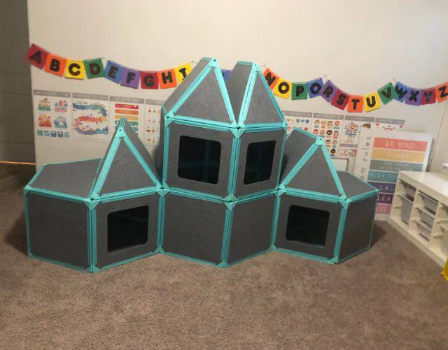 🏡 Kit Maison Modulaire Magnétique – Panneaux Créatifs pour Enfants (16 pièces)